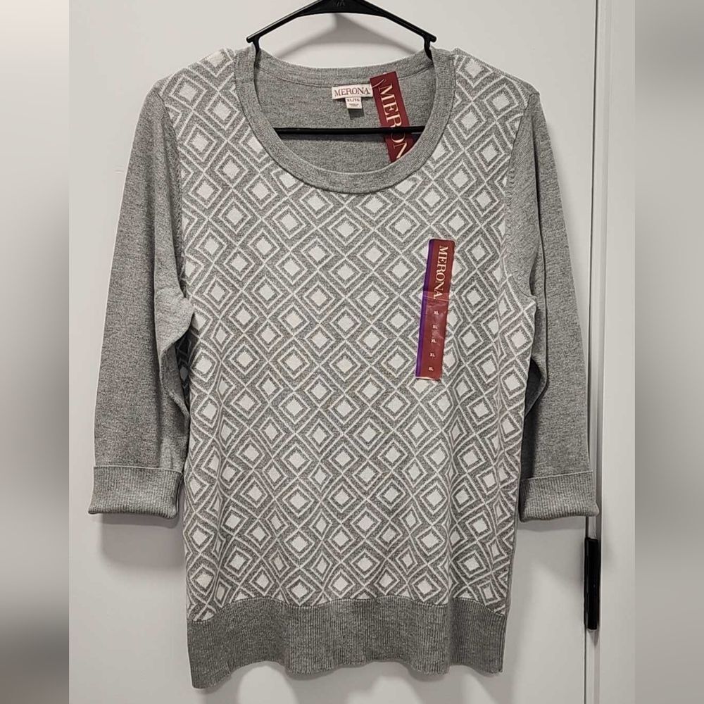 Merona Women's Gray Diamond Pattern Sweater
